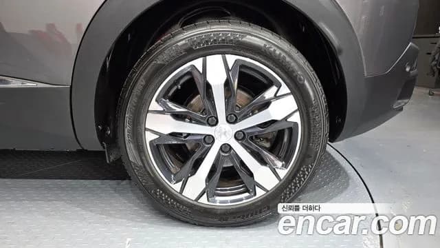 2021 Peugeot 3008 2nd Gen 1.5 BlueHDi GT Line Sold VIN VF3MCYHZRMS004532 – front exterior 2021 Peugeot 3008 2nd Gen 1.5 BlueHDi GT Line Sold VIN VF3MCYHZRMS004532 – front exterior