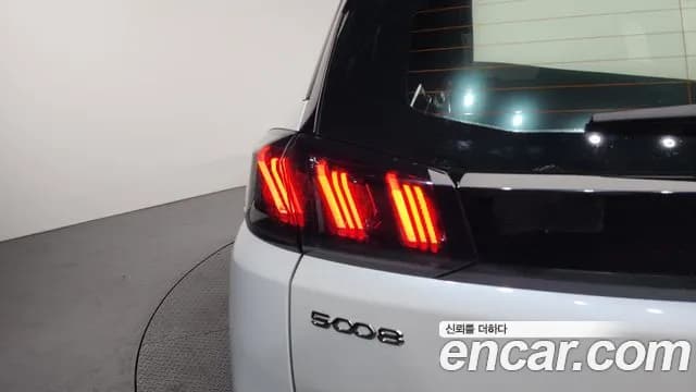2022 Peugeot 5008 2nd Gen 1.5 BlueHDi GT Sold VIN VF3MCYHZUNS008878 – photo 14 2022 Peugeot 5008 2nd Gen 1.5 BlueHDi GT Sold VIN VF3MCYHZUNS008878 – photo 14