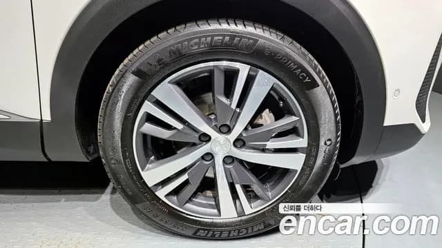 2024 Peugeot 3008 2nd Gen 1.2 Pure Tech Allure Sold VIN VF3MRHNSCRS013138 – trunk area 2024 Peugeot 3008 2nd Gen 1.2 Pure Tech Allure Sold VIN VF3MRHNSCRS013138 – trunk area