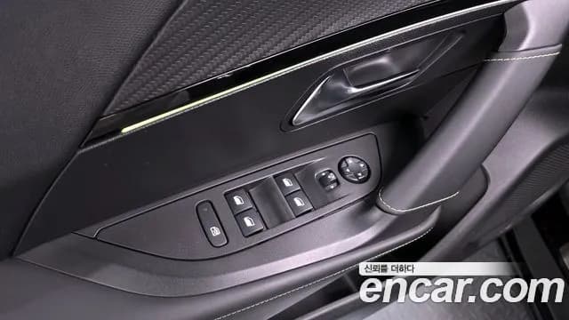 2021 Peugeot e-2008 2nd Gen EV GT Line Sold VIN VR3UKZKXZMJ510589 – interior seats 2021 Peugeot e-2008 2nd Gen EV GT Line Sold VIN VR3UKZKXZMJ510589 – interior seats