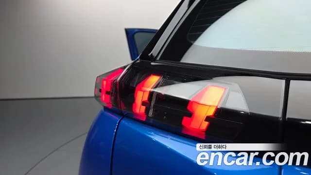 2022 Peugeot e-2008 2nd Gen EV GT Sold VIN VR3UKZKXZNJ508142 – trunk area 2022 Peugeot e-2008 2nd Gen EV GT Sold VIN VR3UKZKXZNJ508142 – trunk area