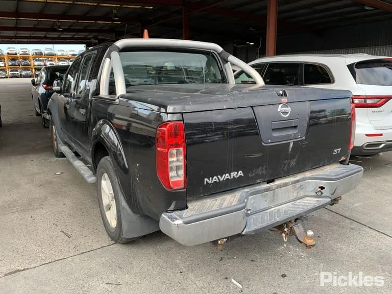 2013 Nissan Navara Used VIN VSKCVAD40A0535802 – photo 15 2013 Nissan Navara Used VIN VSKCVAD40A0535802 – photo 15