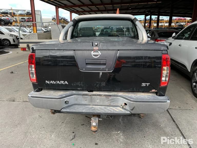 2013 Nissan Navara Used VIN VSKCVAD40A0535802 – photo 20 2013 Nissan Navara Used VIN VSKCVAD40A0535802 – photo 20