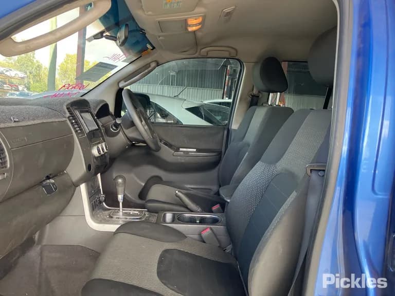 2013 Nissan Navara Used VIN VSKCVND40A0511215 – photo 11 2013 Nissan Navara Used VIN VSKCVND40A0511215 – photo 11