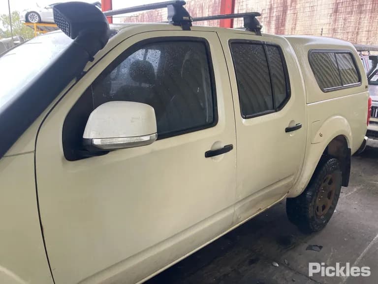 2013 Nissan Navara Used VIN VSKCVND40A0512149 – front exterior 2013 Nissan Navara Used VIN VSKCVND40A0512149 – front exterior