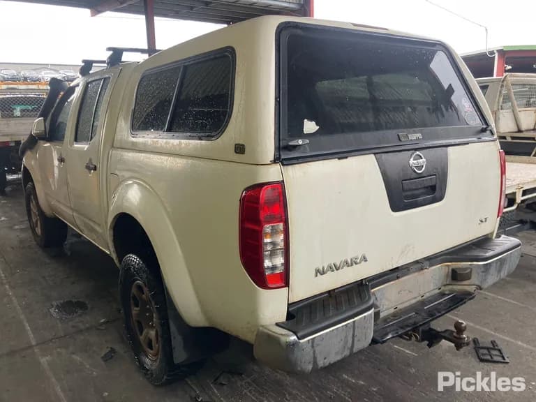 2013 Nissan Navara Used VIN VSKCVND40A0512149 – engine bay 2013 Nissan Navara Used VIN VSKCVND40A0512149 – engine bay