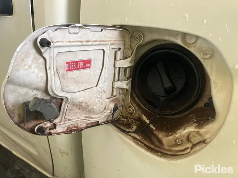 2013 Nissan Navara Used VIN VSKCVND40A0512149 – exterior detail 2013 Nissan Navara Used VIN VSKCVND40A0512149 – exterior detail