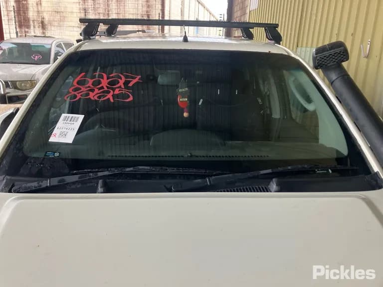 2013 Nissan Navara Used VIN VSKCVND40A0512149 – photo 13 2013 Nissan Navara Used VIN VSKCVND40A0512149 – photo 13