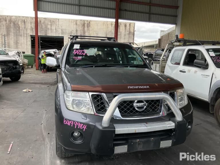 2011 Nissan Pathfinder Used VIN VSKJVWR51A0412265 – rear exterior 2011 Nissan Pathfinder Used VIN VSKJVWR51A0412265 – rear exterior