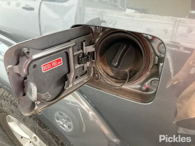 2011 Nissan Pathfinder Used VIN VSKJVWR51A0412265 – side profile 2011 Nissan Pathfinder Used VIN VSKJVWR51A0412265 – side profile