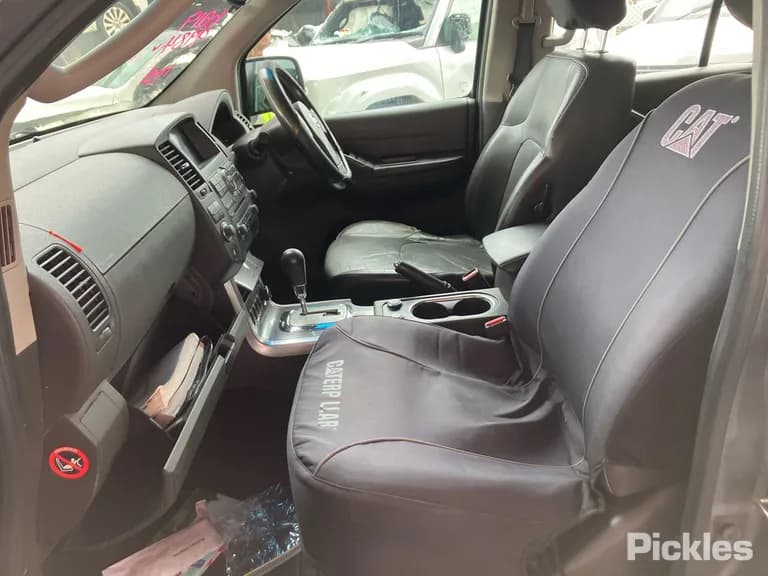 2011 Nissan Pathfinder Used VIN VSKJVWR51A0412265 – engine bay 2011 Nissan Pathfinder Used VIN VSKJVWR51A0412265 – engine bay