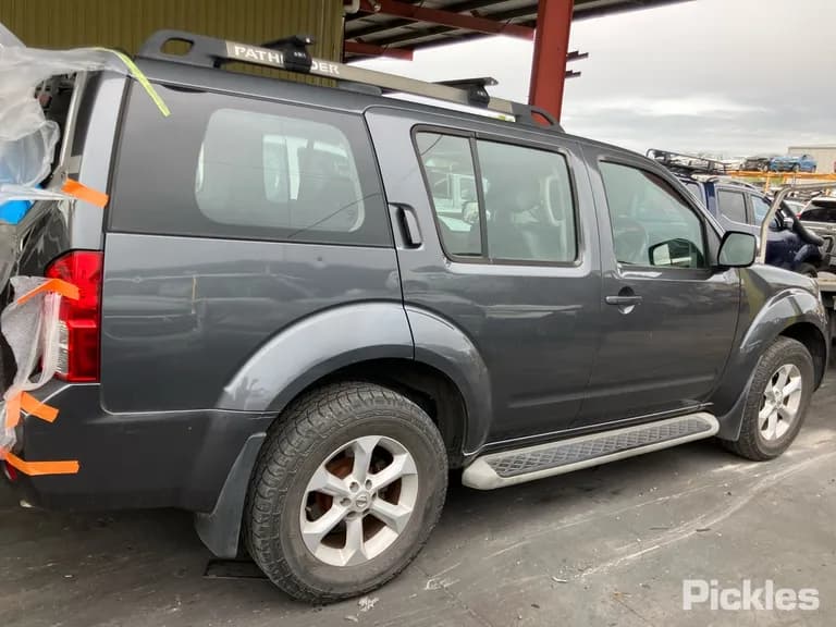 2011 Nissan Pathfinder Used VIN VSKJVWR51A0412265 – undercarriage 2011 Nissan Pathfinder Used VIN VSKJVWR51A0412265 – undercarriage
