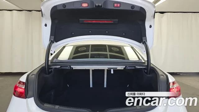 2020 Mercedes-Benz E-Class W213 E220d Coupe Sold VIN W1K1J1EB9LF136314 – undercarriage 2020 Mercedes-Benz E-Class W213 E220d Coupe Sold VIN W1K1J1EB9LF136314 – undercarriage