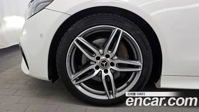 2020 Mercedes-Benz E-Class W213 E220d Coupe Sold VIN W1K1J1EB9LF136314 – photo 12 2020 Mercedes-Benz E-Class W213 E220d Coupe Sold VIN W1K1J1EB9LF136314 – photo 12