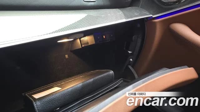 2020 Mercedes-Benz E-Class W213 E450 4MATIC Coupe Sold VIN W1K1J6JBXLF133599 – interior seats 2020 Mercedes-Benz E-Class W213 E450 4MATIC Coupe Sold VIN W1K1J6JBXLF133599 – interior seats