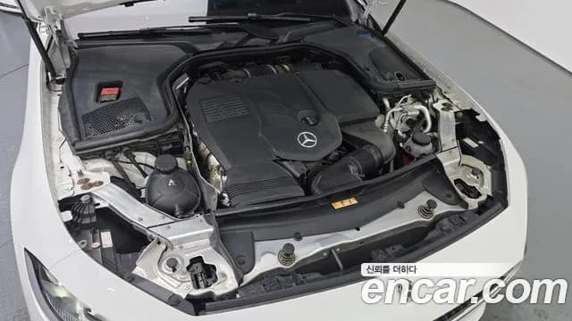 2022 Mercedes-Benz CLS-Class C257 CLS300d 4MATIC Sold VIN W1K2J1KB6NA100928 – engine bay 2022 Mercedes-Benz CLS-Class C257 CLS300d 4MATIC Sold VIN W1K2J1KB6NA100928 – engine bay