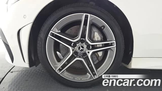 2022 Mercedes-Benz CLS-Class C257 CLS300d 4MATIC Sold VIN W1K2J1KBXNA103945 – dashboard 2022 Mercedes-Benz CLS-Class C257 CLS300d 4MATIC Sold VIN W1K2J1KBXNA103945 – dashboard