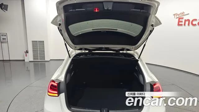 2020 Mercedes-Benz A-Class W177 A220 Hatchback Sold VIN W1K3F4EB1LJ206624 – front exterior 2020 Mercedes-Benz A-Class W177 A220 Hatchback Sold VIN W1K3F4EB1LJ206624 – front exterior