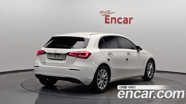 2020 Mercedes-Benz A-Class W177 A220 Hatchback Sold VIN W1K3F4EB1LJ206624 – engine bay 2020 Mercedes-Benz A-Class W177 A220 Hatchback Sold VIN W1K3F4EB1LJ206624 – engine bay