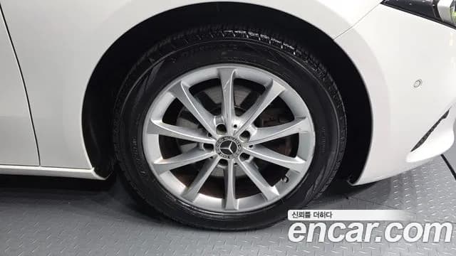 2020 Mercedes-Benz A-Class W177 A220 Hatchback Sold VIN W1K3F4EB5LJ193070 – photo 17 2020 Mercedes-Benz A-Class W177 A220 Hatchback Sold VIN W1K3F4EB5LJ193070 – photo 17