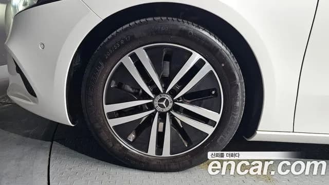 2023 Mercedes-Benz A-Class W177 A220 Hatchback Sold VIN W1K3F4EB8PJ382656 – front exterior 2023 Mercedes-Benz A-Class W177 A220 Hatchback Sold VIN W1K3F4EB8PJ382656 – front exterior