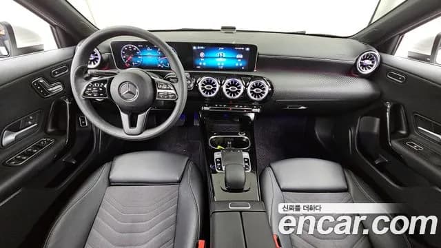 2020 Mercedes-Benz A-Class W177 A220 Sedan Sold VIN W1K3G4EB2LJ240973 – dashboard 2020 Mercedes-Benz A-Class W177 A220 Sedan Sold VIN W1K3G4EB2LJ240973 – dashboard