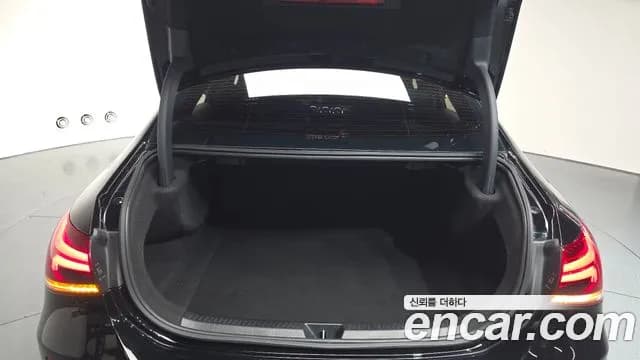 2021 Mercedes-Benz A-Class W177 A220 Sedan Sold VIN W1K3G4EB2MJ259301 – exterior detail 2021 Mercedes-Benz A-Class W177 A220 Sedan Sold VIN W1K3G4EB2MJ259301 – exterior detail