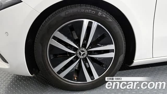 2021 Mercedes-Benz A-Class W177 A220 Sedan Sold VIN W1K3G4EB3MJ318114 – trunk area 2021 Mercedes-Benz A-Class W177 A220 Sedan Sold VIN W1K3G4EB3MJ318114 – trunk area