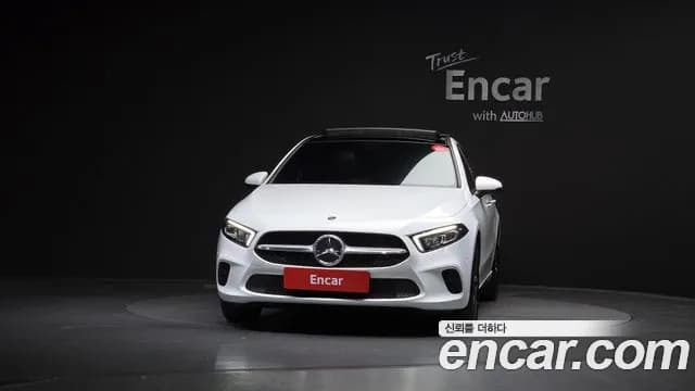 2021 Mercedes-Benz A-Class W177 A220 Sedan Sold VIN W1K3G4EB4MJ255184 – interior seats 2021 Mercedes-Benz A-Class W177 A220 Sedan Sold VIN W1K3G4EB4MJ255184 – interior seats