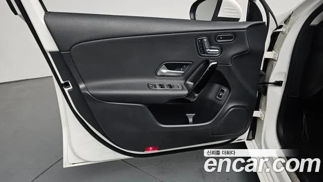 2020 Mercedes-Benz A-Class W177 A220 Sedan Sold VIN W1K3G4EB7LJ191009 – undercarriage 2020 Mercedes-Benz A-Class W177 A220 Sedan Sold VIN W1K3G4EB7LJ191009 – undercarriage