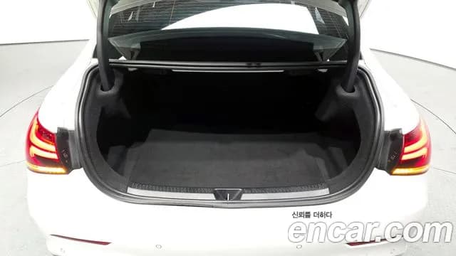 2022 Mercedes-Benz A-Class W177 A250 4MATIC Sedan Sold VIN W1K3G4HB3NJ378682 – trunk area 2022 Mercedes-Benz A-Class W177 A250 4MATIC Sedan Sold VIN W1K3G4HB3NJ378682 – trunk area