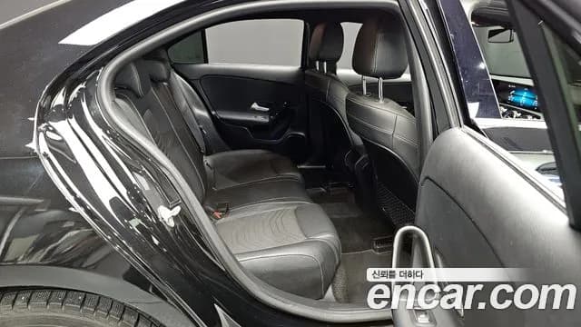2020 Mercedes-Benz A-Class W177 A250 4MATIC Sedan Sold VIN W1K3G4HB5LJ233611 – undercarriage 2020 Mercedes-Benz A-Class W177 A250 4MATIC Sedan Sold VIN W1K3G4HB5LJ233611 – undercarriage