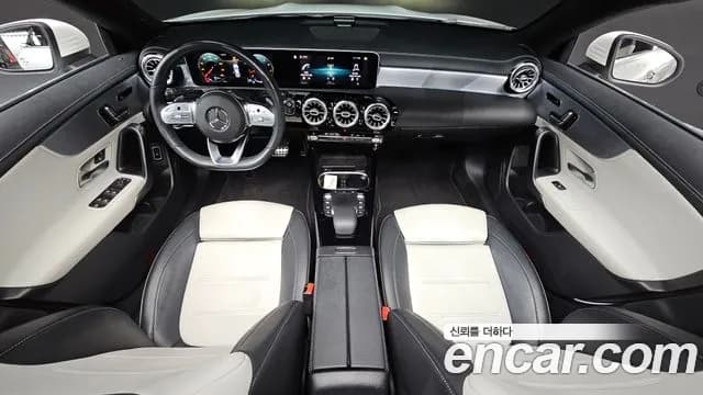 2020 Mercedes-Benz CLA-Class C118 CLA250 4MATIC Sold VIN W1K5J4HB6LN097489 – photo 13 2020 Mercedes-Benz CLA-Class C118 CLA250 4MATIC Sold VIN W1K5J4HB6LN097489 – photo 13