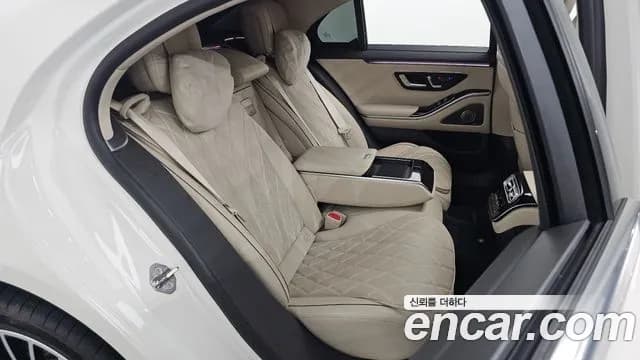 2021 Mercedes-Benz S-Class W223 S400 d 4MATIC Sold VIN W1K6F3DB6MA013136 – interior seats 2021 Mercedes-Benz S-Class W223 S400 d 4MATIC Sold VIN W1K6F3DB6MA013136 – interior seats