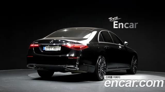 2022 Mercedes-Benz S-Class W223 S450L 4MATIC Sold VIN W1K6G6BBXNA075299 – interior seats 2022 Mercedes-Benz S-Class W223 S450L 4MATIC Sold VIN W1K6G6BBXNA075299 – interior seats