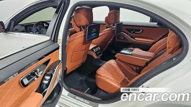 2021 Mercedes-Benz S-Class W223 S500L 4MATIC Sold VIN W1K6G6DB6MA051870 – interior seats 2021 Mercedes-Benz S-Class W223 S500L 4MATIC Sold VIN W1K6G6DB6MA051870 – interior seats