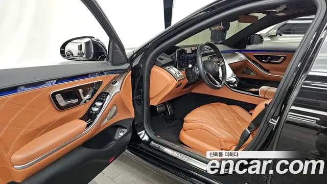2023 Mercedes-Benz S-Class W223 Maybach S680 4MATIC Sold VIN W1K6X7KB6PA214689 – trunk area 2023 Mercedes-Benz S-Class W223 Maybach S680 4MATIC Sold VIN W1K6X7KB6PA214689 – trunk area