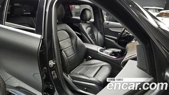 2020 Mercedes-Benz EQC N293 EQC400 4MATIC Sold VIN W1K8P9AB6LF009747 – trunk area 2020 Mercedes-Benz EQC N293 EQC400 4MATIC Sold VIN W1K8P9AB6LF009747 – trunk area