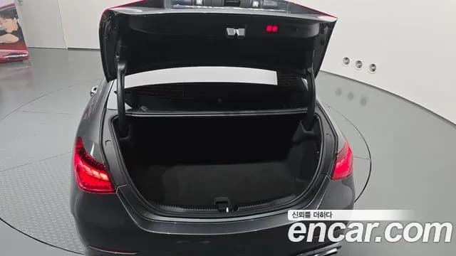 2022 Mercedes-Benz C-Class W206 C300 AMG Line Sold VIN W1KAF4GB1NF051955 – trunk area 2022 Mercedes-Benz C-Class W206 C300 AMG Line Sold VIN W1KAF4GB1NF051955 – trunk area