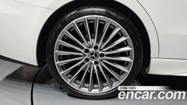 2023 Mercedes-Benz C-Class W206 C300 4MATIC AMG Line Sold VIN W1KAF4HB0PR092688 – exterior detail 2023 Mercedes-Benz C-Class W206 C300 4MATIC AMG Line Sold VIN W1KAF4HB0PR092688 – exterior detail