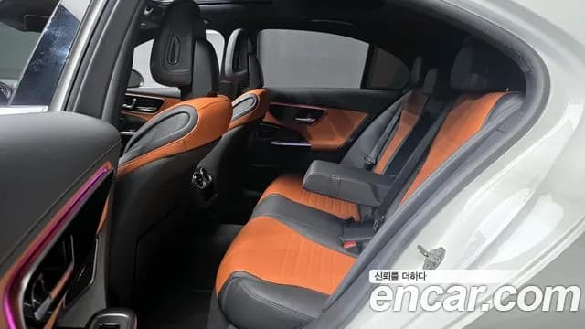 2023 Mercedes-Benz C-Class W206 C300 4MATIC AMG Line Sold VIN W1KAF4HB7PR127016 – interior seats 2023 Mercedes-Benz C-Class W206 C300 4MATIC AMG Line Sold VIN W1KAF4HB7PR127016 – interior seats