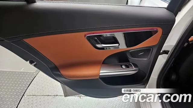 2023 Mercedes-Benz C-Class W206 C300 4MATIC AMG Line Sold VIN W1KAF4HB7PR127016 – exterior detail 2023 Mercedes-Benz C-Class W206 C300 4MATIC AMG Line Sold VIN W1KAF4HB7PR127016 – exterior detail
