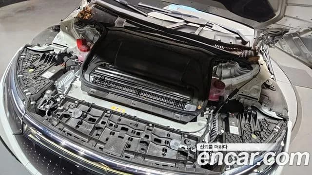 2023 Mercedes-Benz EQS V297 EQS450 4MATIC Sold VIN W1KCG2EB6PA024490 – trunk area 2023 Mercedes-Benz EQS V297 EQS450 4MATIC Sold VIN W1KCG2EB6PA024490 – trunk area