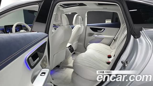 2024 Mercedes-Benz EQE V295 EQE350 4MATIC Sold VIN W1KEG1CB6RF050325 – rear exterior 2024 Mercedes-Benz EQE V295 EQE350 4MATIC Sold VIN W1KEG1CB6RF050325 – rear exterior