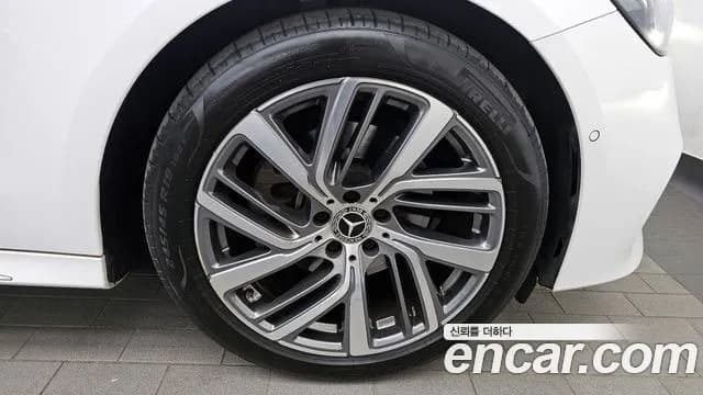 2024 Mercedes-Benz E-Class W214 E220d 4MATIC Exclusive Sold VIN W1KLF0FB2RA031154 – photo 13 2024 Mercedes-Benz E-Class W214 E220d 4MATIC Exclusive Sold VIN W1KLF0FB2RA031154 – photo 13
