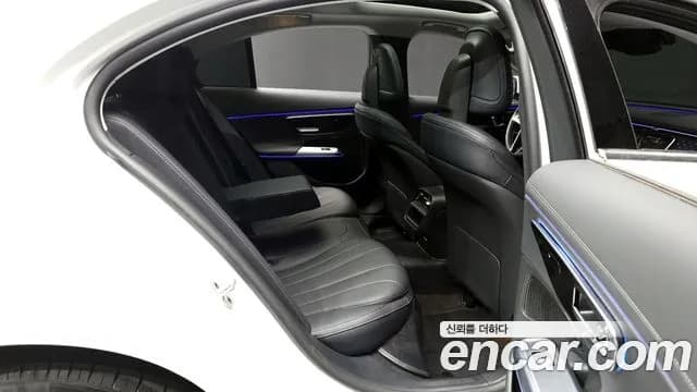 2024 Mercedes-Benz E-Class W214 E220d 4MATIC Exclusive Sold VIN W1KLF0FB9RA048386 – side profile 2024 Mercedes-Benz E-Class W214 E220d 4MATIC Exclusive Sold VIN W1KLF0FB9RA048386 – side profile