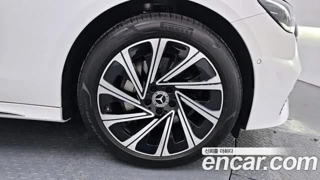 2025 Mercedes-Benz E-Class W214 E300 4MATIC Exclusive Sold VIN W1KLF4HB4SA097148 – undercarriage 2025 Mercedes-Benz E-Class W214 E300 4MATIC Exclusive Sold VIN W1KLF4HB4SA097148 – undercarriage