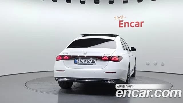 2024 Mercedes-Benz E-Class W214 E300 4MATIC Exclusive Sold VIN W1KLF4HB5RA032898 – trunk area 2024 Mercedes-Benz E-Class W214 E300 4MATIC Exclusive Sold VIN W1KLF4HB5RA032898 – trunk area