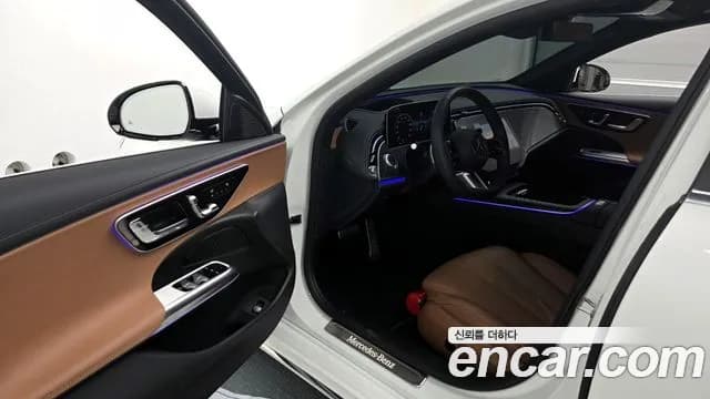 2026 Mercedes-Benz E-Class W214 E200 AMG Line Sold VIN W1KLF5AB0TA195630 – photo 14 2026 Mercedes-Benz E-Class W214 E200 AMG Line Sold VIN W1KLF5AB0TA195630 – photo 14