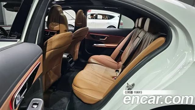 2025 Mercedes-Benz E-Class W214 E200 Avantgarde Sold VIN W1KLF5AB5SA193094 – interior seats 2025 Mercedes-Benz E-Class W214 E200 Avantgarde Sold VIN W1KLF5AB5SA193094 – interior seats